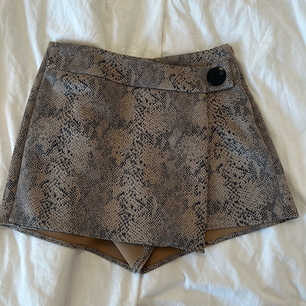 Zara Snake Pattern Skort
